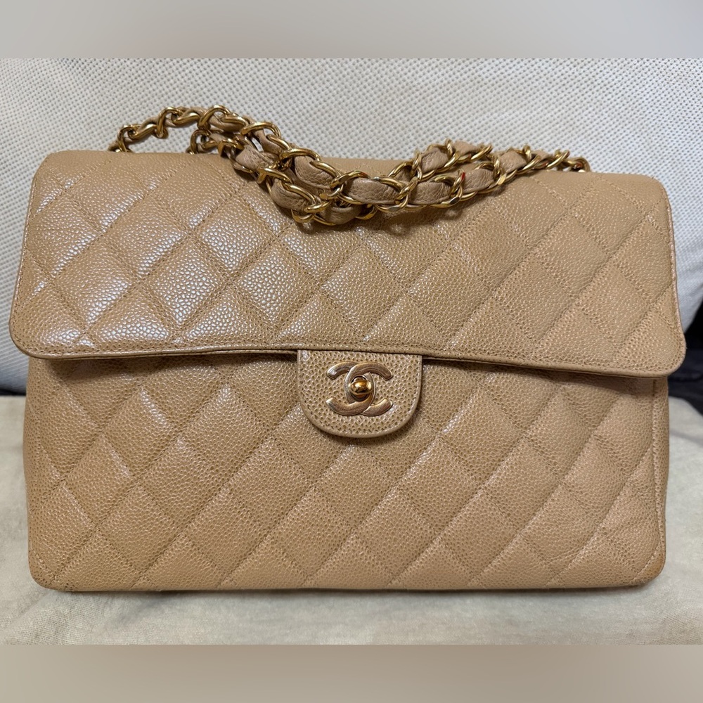 Chanel single flap classic Jumbo (not accepting offer)